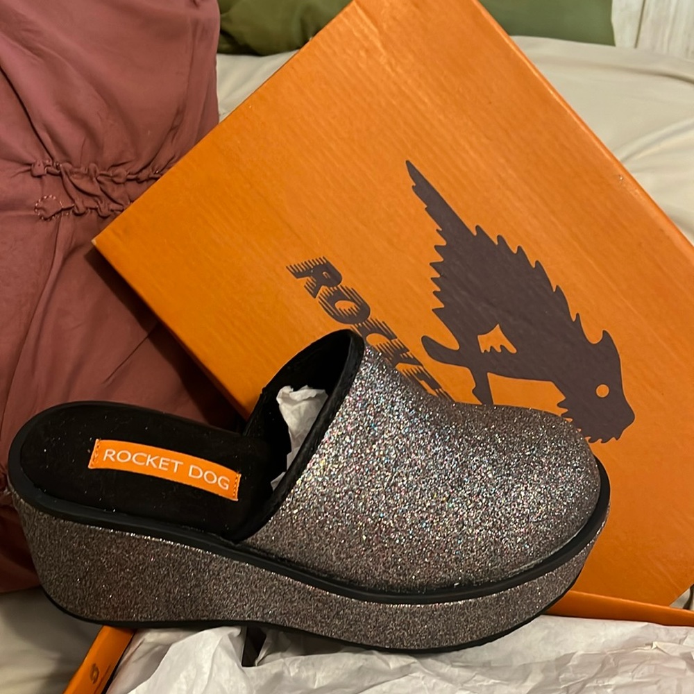 Rocket Dog Clogs